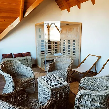 Kiskúti 4* Monoszló