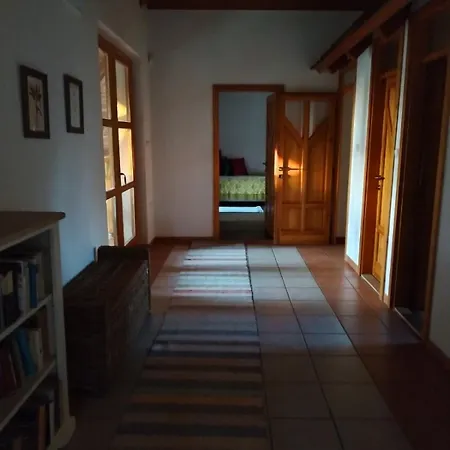 Kiskuti Vendeghaz Monoszlo