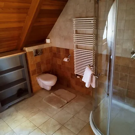 Kiskuti Vendeghaz 4*