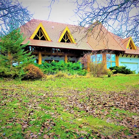 Kiskuti Vendeghaz Monoszlo