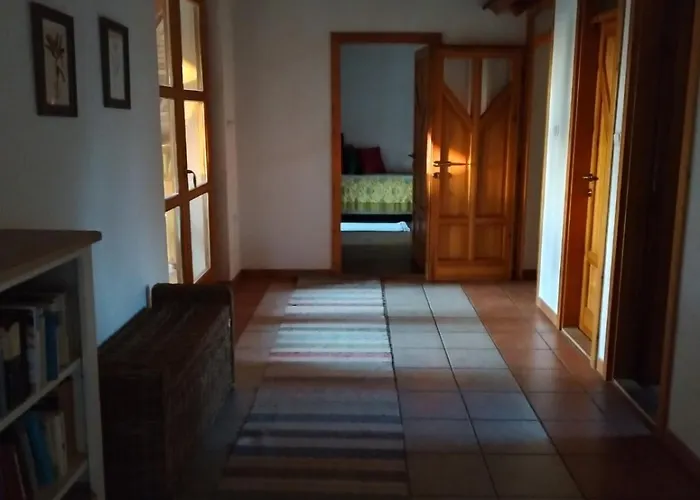 Kiskuti Vendeghaz Monoszlo