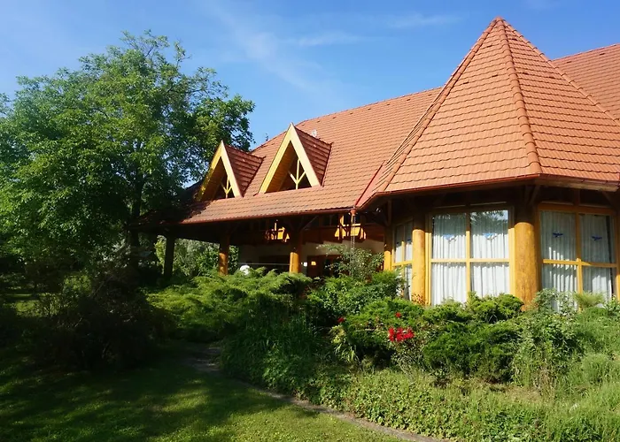 Kiskuti Vendeghaz ゲストハウス 4*